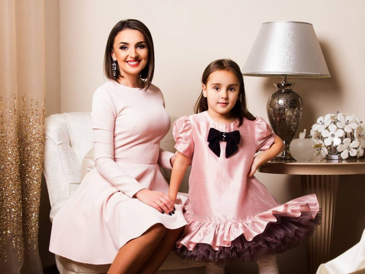 Sorina Obreja - indignata ca scolile sunt inchise, in timp ce totul activeaza in regim normal. "Ori stam toti acasa ori ne batem joc de aceasta generatie in crestere" Sorina Obreja - indignata ca scolile sunt inchise, in timp ce totul activeaza in regim normal. "Ori stam toti acasa ori ne batem joc de aceasta generatie in crestere"