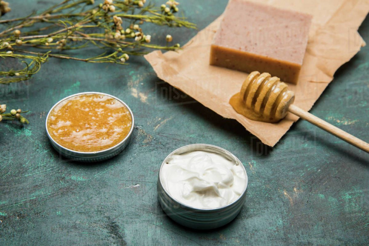 Produsele naturale - mai benefice pentru pielea si corpul tau. Poti face o crema naturala, chiar la tine acasa Produsele naturale - mai benefice pentru pielea si corpul tau. Poti face o crema naturala, chiar la tine acasa