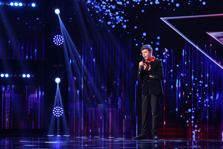 Vocea lui i-a lasat fara cuvinte! Iulian Hilerin a ajuns la inimile juratilor cu o piesa cantata in limba italiana. Alexandra Dinu: „Mi-a placut foarte mult sa te ascult!"