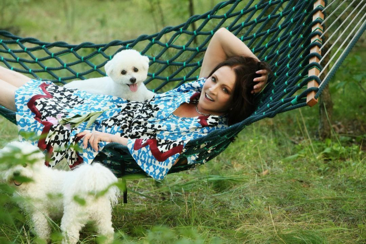 Sofia Rotaru arata mai bine decat nora ei! Fanii au ras cand au vazut fotografia Sofia Rotaru arata mai bine decat nora ei! Fanii au ras cand au vazut fotografia