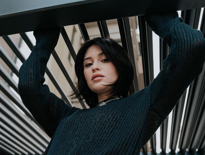 Irina Rimes - schimbare de look surprinzator de placuta pentru fani: „Printesa Diana” Irina Rimes - schimbare de look surprinzator de placuta pentru fani: „Printesa Diana”