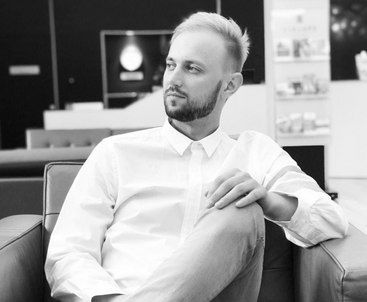 Tragedie in familia solistului trupei Sunstroke Project. Tatal artistului s-a stins din viata. Mesajul emotionant publicat de fiul indurerat