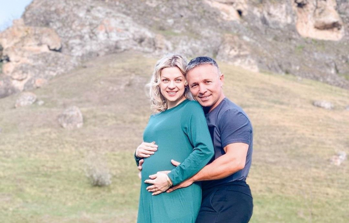 „Adulterul este unica cauza pentru care Dumnezeu permite divortul!” Insarcinata cu al 8-lea copil, Marina Carnat vorbeste despre infidelitate si relatia cu sotul ei, avocatul Teodor Carnat