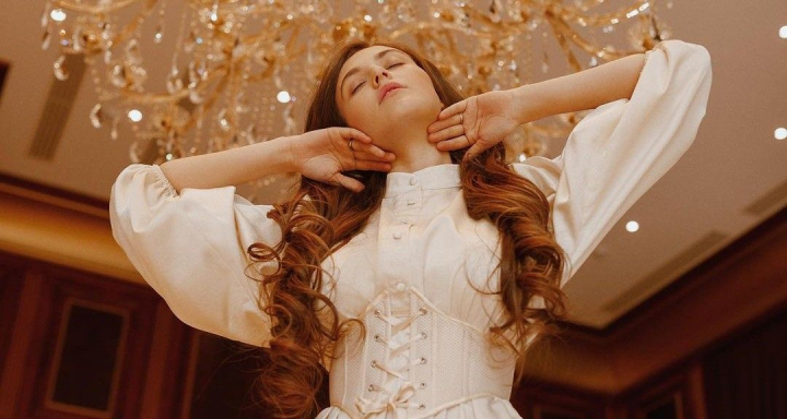 Si-a etalat picioarele kilometrice! Cat de sexy este Valeria Fainescu la doua luni dupa ce a nascut al doilea copil Si-a etalat picioarele kilometrice! Cat de sexy este Valeria Fainescu la doua luni dupa ce a nascut al doilea copil