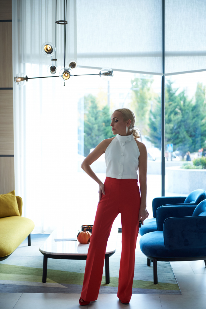 Fashion Friday cu Xenia Bugneac: Slingback - incaltarile pe val ale acestui sezon Fashion Friday cu Xenia Bugneac: Slingback - incaltarile pe val ale acestui sezon