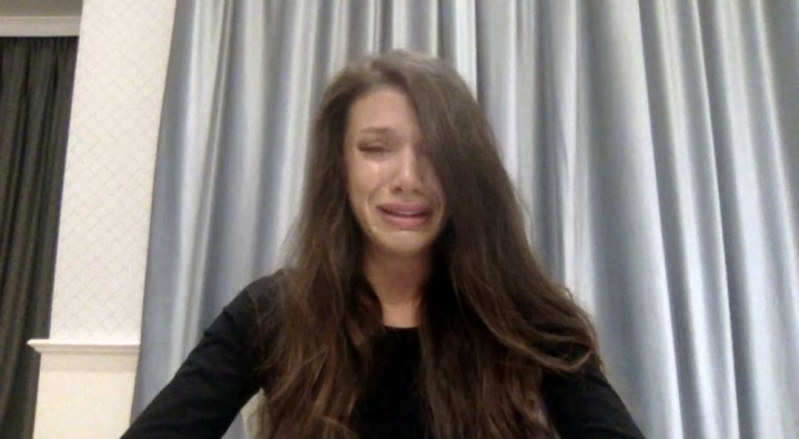 Unul dintre cei mai cunoscuti actori, acuzat de amanta ca a violat-o agresiv timp de 4 ore! Declaratii socante: „Mi-a izbit capul de perete” Unul dintre cei mai cunoscuti actori, acuzat de amanta ca a violat-o agresiv timp de 4 ore! Declaratii socante: „Mi-a izbit capul de perete”