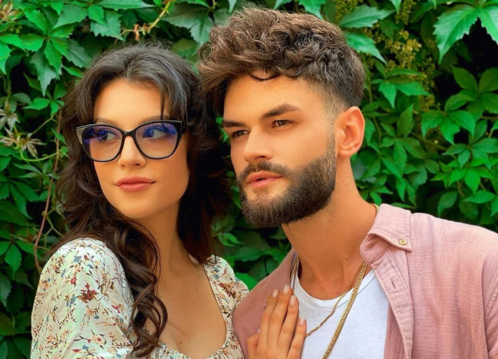 Tu stiai ce diferenta de varsta este intre Cleopatra Stratan si Edward Sanda? Tu stiai ce diferenta de varsta este intre Cleopatra Stratan si Edward Sanda?