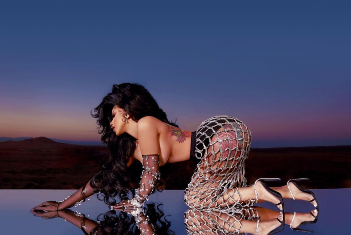 Surpriza! A fost la un pas de divort, iar acum e insarcinata pentru a doua oara. Vezi cum a aparut o cunoscuta rapperita cu burtica rotunjita pe scena - VIDEO Surpriza! A fost la un pas de divort, iar acum e insarcinata pentru a doua oara. Vezi cum a aparut o cunoscuta rapperita cu burtica rotunjita pe scena - VIDEO