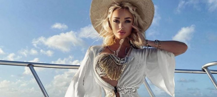 Iubita unui fotbalist de la Dinamo Kiev a socat Instagramul cu o ipostaza sexy! Tanara este cunoscuta pentru aparitiile incendiare Iubita unui fotbalist de la Dinamo Kiev a socat Instagramul cu o ipostaza sexy! Tanara este cunoscuta pentru aparitiile incendiare