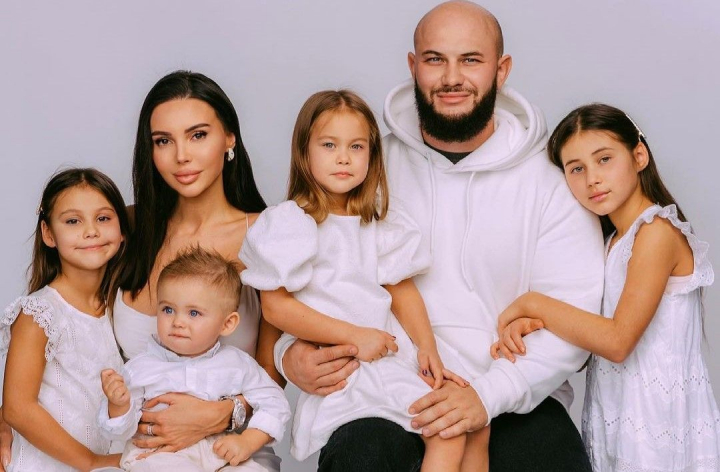 I-a mostenit talentul! Fiica cea mare a lui Geegun si Oksana Samoilova vrea sa urmeze pasii tatalui sau. Vezi cat de talentata e Ariela - VIDEO