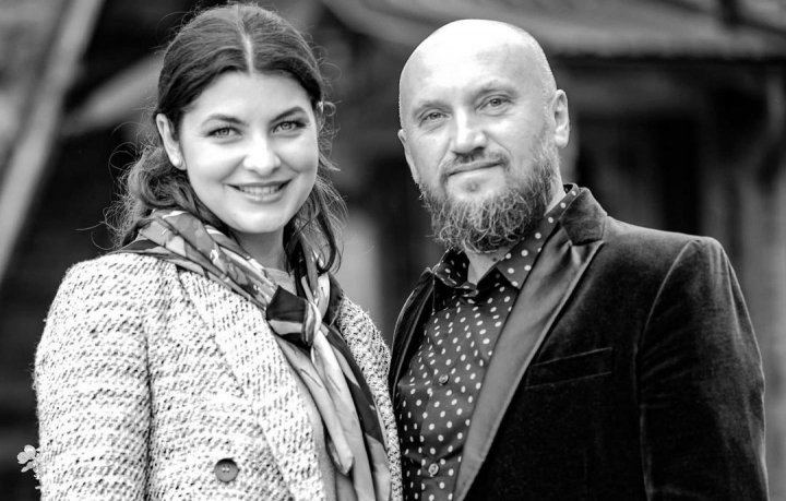 Nunta de lemn! Anatol Durbala si Olesea Svecla au implinit 5 ani de casatorie: „E greu, dar e si frumos!”. Vezi fotografiile unice din ziua evenimentului Nunta de lemn! Anatol Durbala si Olesea Svecla au implinit 5 ani de casatorie: „E greu, dar e si frumos!”. Vezi fotografiile unice din ziua evenimentului