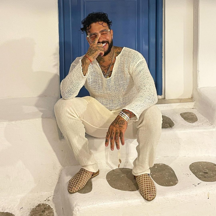 Timati are o noua iubita care seamana leit cu fosta sa! Cei doi se odihnesc in Grecia si incearca sa-si intrige fanii cu poze discrete
Timati are o noua iubita care seamana leit cu fosta sa! Cei doi se odihnesc in Grecia si incearca sa-si intrige fanii cu poze discrete