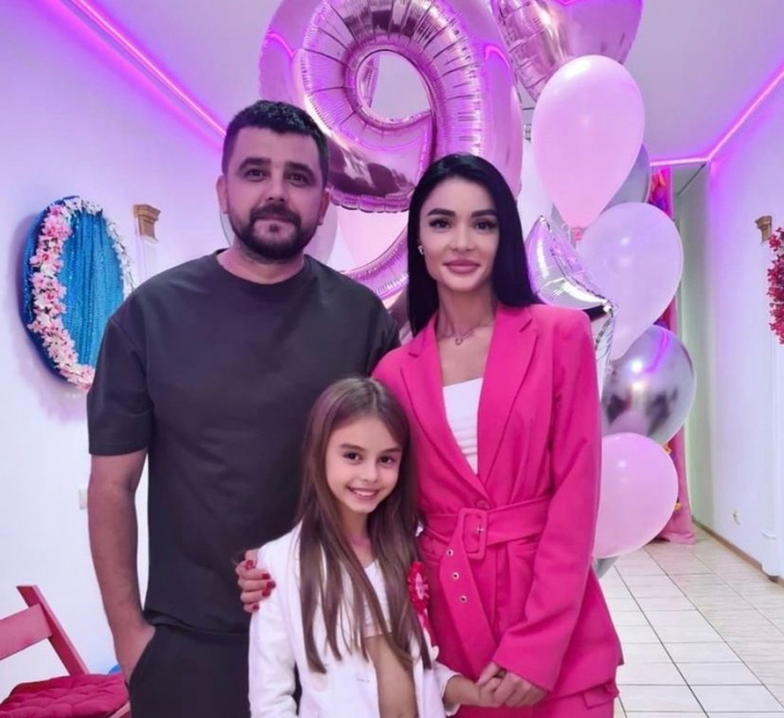 SPA pentru fetite, petrecere cu prietenele si multa distractie! Fiica lui Anatolie Melnic si-a sarbatorit ieri ziua de nastere - VIDEO SPA pentru fetite, petrecere cu prietenele si multa distractie! Fiica lui Anatolie Melnic si-a sarbatorit ieri ziua de nastere - VIDEO