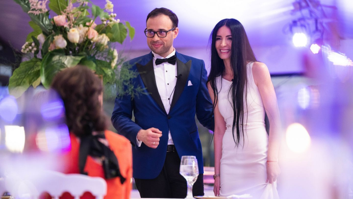 Al treilea cuplu se formeaza astazi in reality show-ul „Casatoriti pe nevazute”. Cum va fi intalnirea mirilor Loredana si Daniel? - VIDEO Al treilea cuplu se formeaza astazi in reality show-ul „Casatoriti pe nevazute”. Cum va fi intalnirea mirilor Loredana si Daniel? - VIDEO