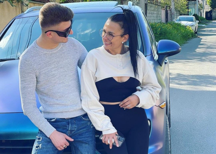 Ina Terescenco sufera din dragoste din cauza lui Johy Davis? „Nu cersi iubire daca nu e reciproc” - VIDEO Ina Terescenco sufera din dragoste din cauza lui Johy Davis? „Nu cersi iubire daca nu e reciproc” - VIDEO