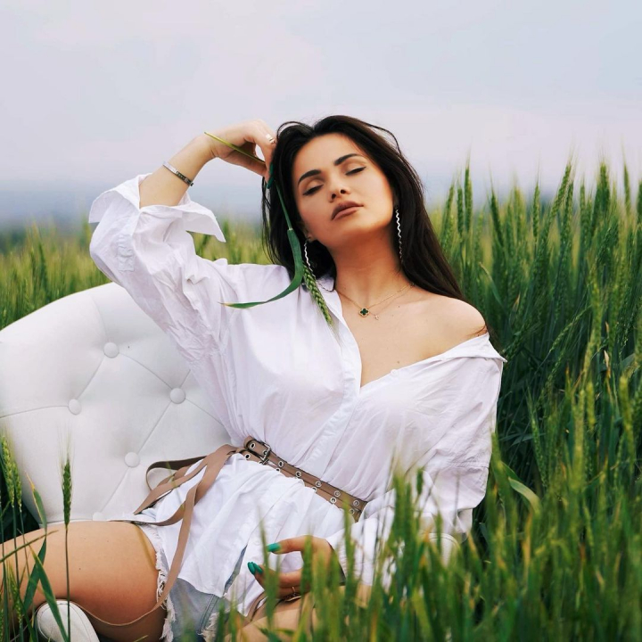 E la fel de frumoasa, doar ca e blonda! Cum arata sora Tatianei Maxian: „Lacrimi de fericire si o imbratisare ce mi-a lipsit aproape trei ani.” - FOTO/VIDEO E la fel de frumoasa, doar ca e blonda! Cum arata sora Tatianei Maxian: „Lacrimi de fericire si o imbratisare ce mi-a lipsit aproape trei ani.” - FOTO/VIDEO