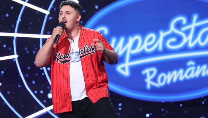 “Se vede ca ai o dragoste nemarginita pentru muzica!”. Chiar daca a fost coplesit de emotii, Stefan Liche a obtinut 4 de DA, la SuperStar - VIDEO