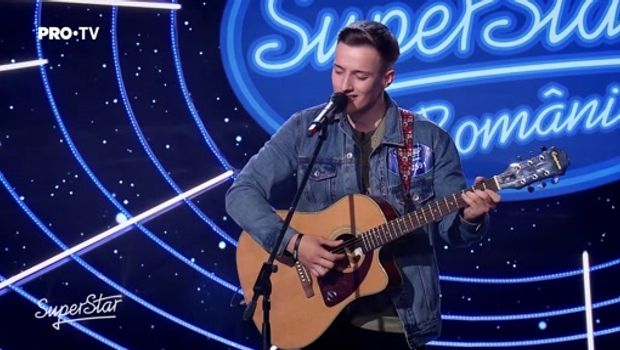 Gabriel Benga i-a impresionat pe juratii de la SuperStar si cu vocea, dar si cu look-ul sau: „Ai fata de actor de Hollywood!”
Gabriel Benga i-a impresionat pe juratii de la SuperStar si cu vocea, dar si cu look-ul sau: „Ai fata de actor de Hollywood!”