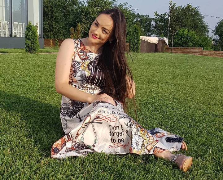 Pe langa cantat, Luciana Spinu are o pasiune „foarte dulce” care o ajuta sa treaca timpul mai putin dureros. De jumatate de an, sotul ei nu mai este in viata, insa golul a ramas: „Totul vorbeste despre el” - VIDEO