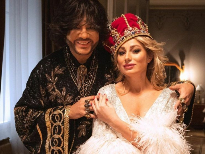 Natalia Gordienko si Filip Kirkorov - la un eveniment monden din Rusia: „Acum un an, totul a inceput. Sunt ingerul tau pazitor” - VIDEO
