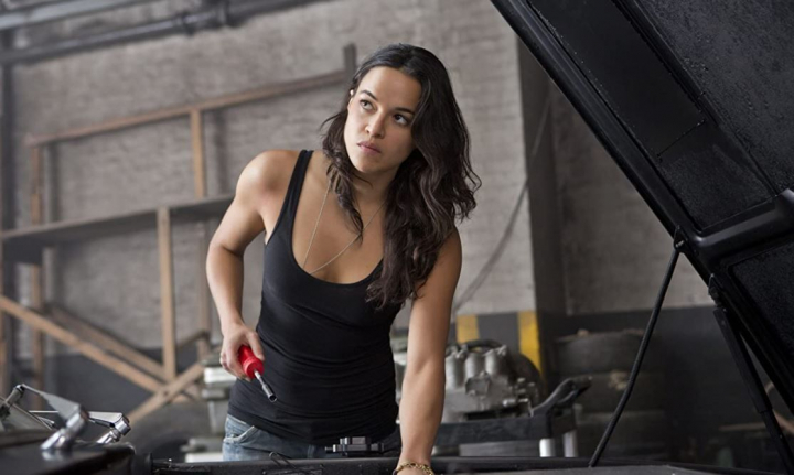Michelle Rodriguez, departe de imaginea sexy din celebra serie „Furios si iute”. Cum arata Letty in viata reala Michelle Rodriguez, departe de imaginea sexy din celebra serie „Furios si iute”. Cum arata Letty in viata reala