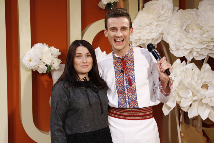 „Un nebun, o hlizita si un bolnajior” - la O Seara Perfecta! Gabriel Nebunu si Victoria Rosca, generatia profesorilor care dau block pe Instagram. Ce salariu primesc ei la liceu - VIDEO