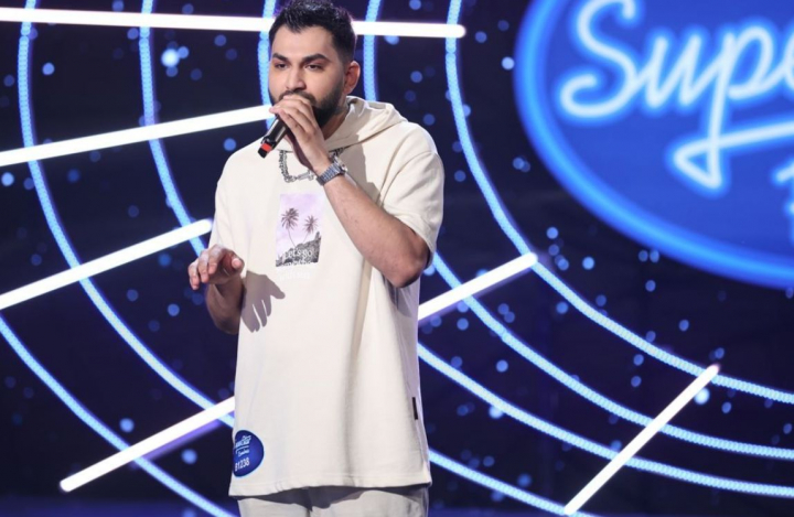 „Ai tot ce-ti trebuie!” Alex Baroc a demonstrat ca are calitati vocale deosebite pe scena SuperStar - VIDEO „Ai tot ce-ti trebuie!” Alex Baroc a demonstrat ca are calitati vocale deosebite pe scena SuperStar - VIDEO