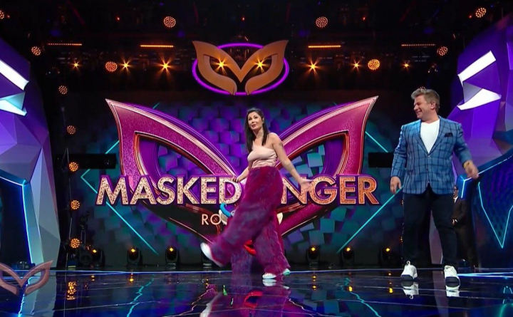 Oana Zavoranu, Monstrulica de la Masked Singer Romania. "Mi-ati spus ca sunt urata, ca sunt pitica!" - VIDEO Oana Zavoranu, Monstrulica de la Masked Singer Romania. "Mi-ati spus ca sunt urata, ca sunt pitica!" - VIDEO