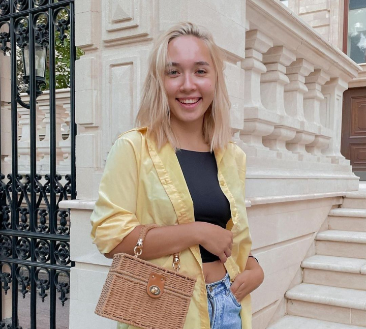 Katy Black - de nerecunoscut! Ce schimbare si-a facut bloggerita - FOTO Katy Black - de nerecunoscut! Ce schimbare si-a facut bloggerita - FOTO