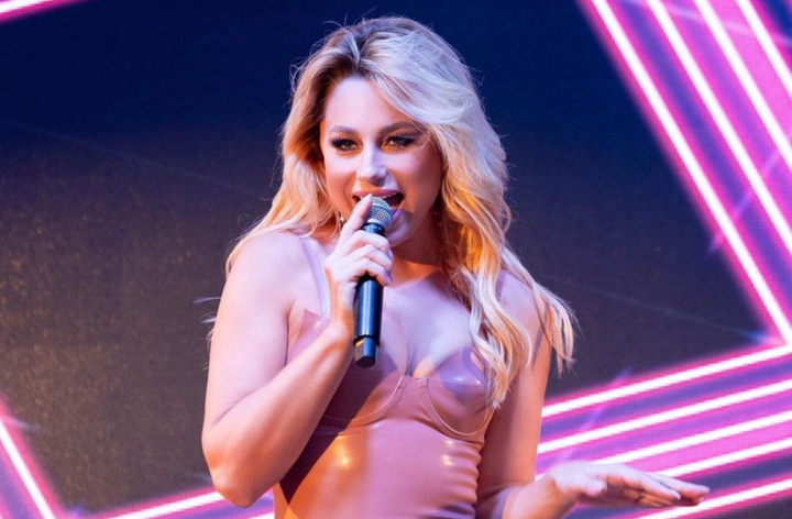 Natalia Gordienko, din nou in atentia publicului din Rusia! Vezi ce premiu a luat vedeta - FOTO/VIDEO