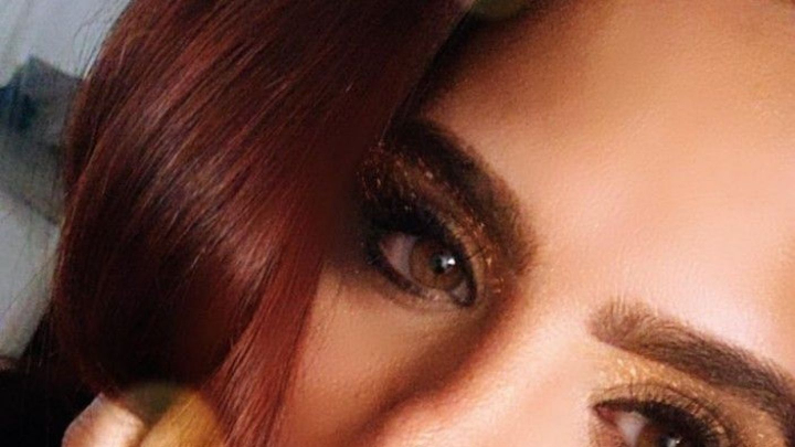 S-a operat pana s-a mutilat! O femeie a socat lumea cand s-a dezbracat dupa interventiile chirurgicale