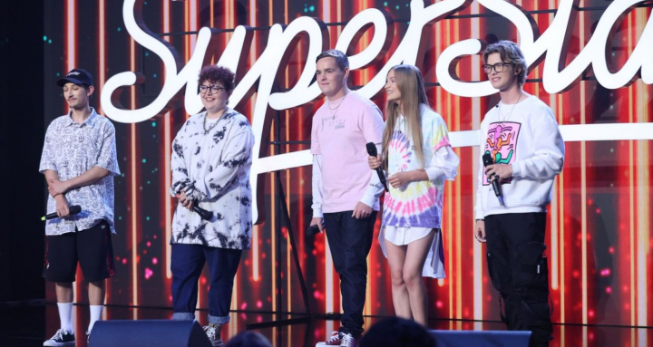 Ultima grupa a incheiat cu succes seara de spectacol! Juriul de la SuperStar a fost cucerit: "Pe alocuri m-am simtit ca la concert" - VIDEO Ultima grupa a incheiat cu succes seara de spectacol! Juriul de la SuperStar a fost cucerit: "Pe alocuri m-am simtit ca la concert" - VIDEO