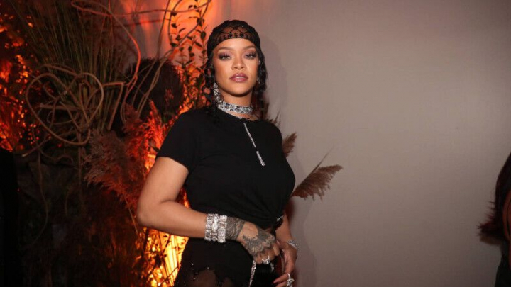 Rihanna s-a distrat cu un grup de romani la Istanbul. Totul a pornit de la Suleyman Magnificul Rihanna s-a distrat cu un grup de romani la Istanbul. Totul a pornit de la Suleyman Magnificul