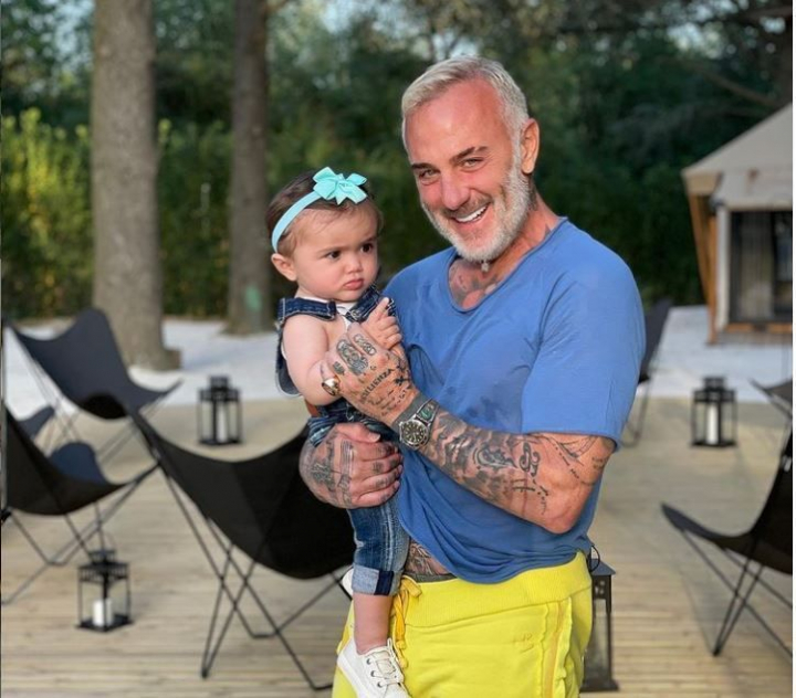 Ce cadou i-a facut Gianluca Vacchi fiicei sale. Blu Jerusalema, rasfatata ca o printesa
