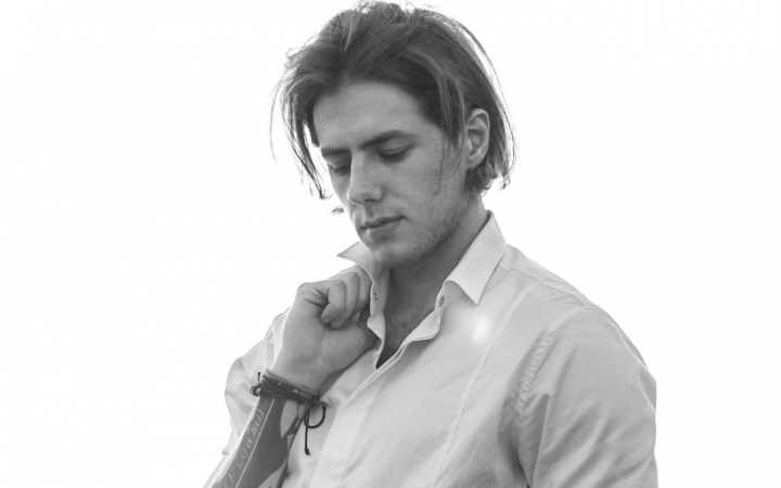 Cum putem evita depresia de toamna-iarna? Afla de la psihoterapeutul, Mihail Bologan, despre solutiile care te vor ajuta sa treci peste aceasta tulburare sezoniera Cum putem evita depresia de toamna-iarna? Afla de la psihoterapeutul, Mihail Bologan, despre solutiile care te vor ajuta sa treci peste aceasta tulburare sezoniera