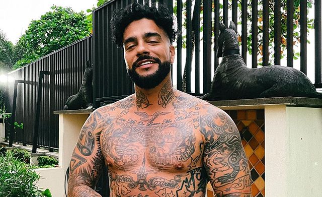 200 de mii de ruble pentru o felicitare! Aplicatia lansata de rapper-ul Timati este dur criticata de catre urmaritorii sai: „Doamne, cui ii trebuie asta?” - FOTO 200 de mii de ruble pentru o felicitare! Aplicatia lansata de rapper-ul Timati este dur criticata de catre urmaritorii sai: „Doamne, cui ii trebuie asta?” - FOTO