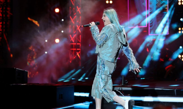 Va canta in etapa urmatoare! Moldoveanca Victoria Pesterean a creat un moment spectaculos in semifinale la SuperStar! Carla's Dreams: „Aceasta a fost o prestatie la care mergi cu bilet” - VIDEO Va canta in etapa urmatoare! Moldoveanca Victoria Pesterean a creat un moment spectaculos in semifinale la SuperStar! Carla's Dreams: „Aceasta a fost o prestatie la care mergi cu bilet” - VIDEO