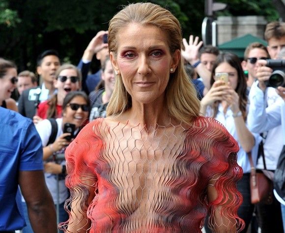 Celine Dion a ajuns la 40 kg. Sunt temeri din cauza bolii cumplite de care sufera
