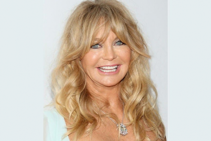 Danseaza ca o pustoaica! Celebra actrita Goldie Hawn - un munte de energie la 76 de ani - VIDEO
