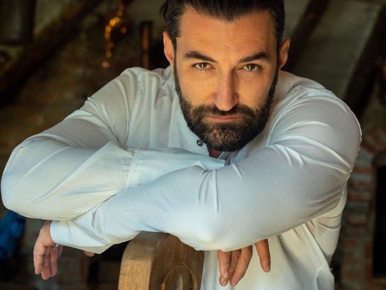 Smiley va lansa primul sau serial muzical, „Mai mult de-o viata” Smiley va lansa primul sau serial muzical, „Mai mult de-o viata”