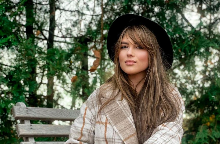 Secretul succesului pe Tik-Tok! Vlada Botan face furori cu peste un milion de aprecieri la videoclipurile pe care le posteaza: „Daca faci lucrurile fortat se vede de la o posta” -VIDEO Secretul succesului pe Tik-Tok! Vlada Botan face furori cu peste un milion de aprecieri la videoclipurile pe care le posteaza: „Daca faci lucrurile fortat se vede de la o posta” -VIDEO