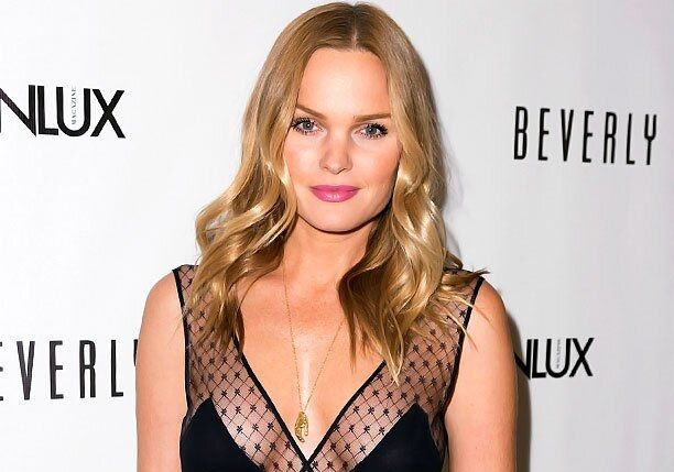 Horoscop 28 noiembrie. Gemenii vor sa experimenteze ceva nou, Scorpionii au parte de o surpriza pe plan amoros