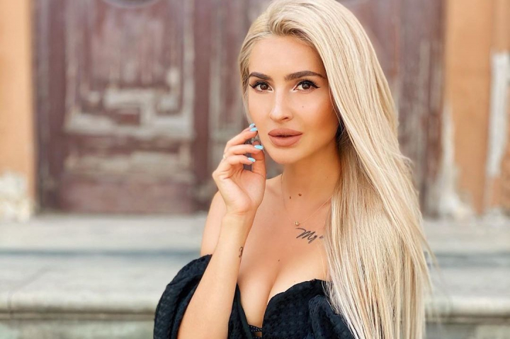 Vine iarna, dar inca nu ai dispozitie de sarbatori? Bloggerita Tatiana Koberidze iti da cateva sfaturi pentru a crea usor o atmosfera de Craciun: „Trebuie sa te inconjori cu magie” - VIDEO