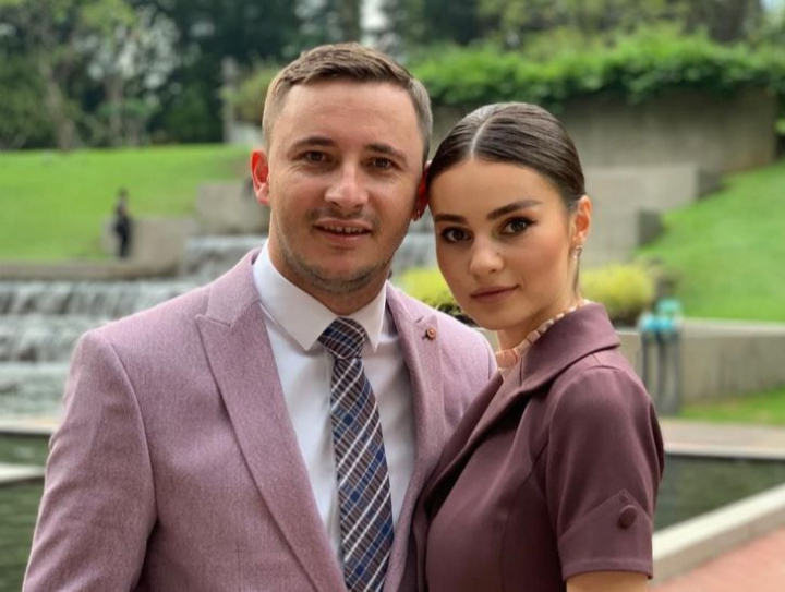 Visele devin realitate! Emilian Cretu a ajuns la Las Vegas dupa ce zborul i-a fost anulat de mai multe ori - VIDEO Visele devin realitate! Emilian Cretu a ajuns la Las Vegas dupa ce zborul i-a fost anulat de mai multe ori - VIDEO