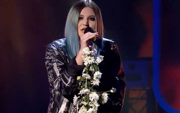 Carla's Dreams: „E piesa pe care m-am sarutat prima oara”. Moldoveanca Victoria Pesterean a aprins scena in primul LIVE, de la SuperStar - VIDEO Carla's Dreams: „E piesa pe care m-am sarutat prima oara”. Moldoveanca Victoria Pesterean a aprins scena in primul LIVE, de la SuperStar - VIDEO