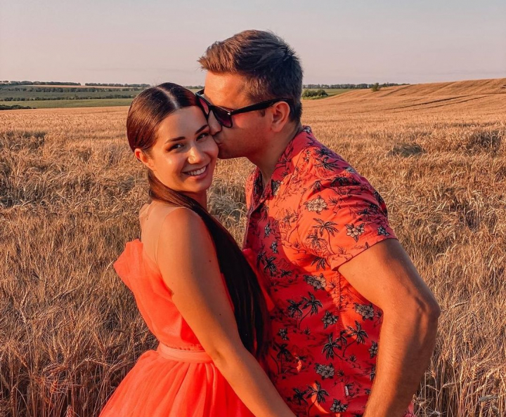 Irina si Serghei Kovalsky - noutatea anului din viata lor de familie! „Bineinteles ca avem foarte multe emotii, bineinteles ca suntem ingrijorati!” - VIDEO Irina si Serghei Kovalsky - noutatea anului din viata lor de familie! „Bineinteles ca avem foarte multe emotii, bineinteles ca suntem ingrijorati!” - VIDEO