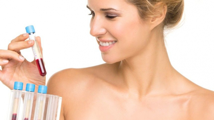 Ai auzit despre terapia Vampir? Daca iti doresti sa ai o piele elastica, lipsita de riduri, secretul este plasmoterapia. Afla totul despre aceasta procedura de la dermato-cosmetolog - VIDEO Ai auzit despre terapia Vampir? Daca iti doresti sa ai o piele elastica, lipsita de riduri, secretul este plasmoterapia. Afla totul despre aceasta procedura de la dermato-cosmetolog - VIDEO