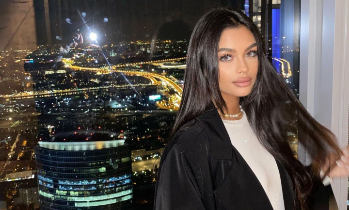 A cucerit TikTok-ul cu o secventa muzicala, iar acum a inregistrat propria melodie! Bloggerita din Moldova, Kathryn C - aparitie cuceritoare in videoclipul sau - VIDEO A cucerit TikTok-ul cu o secventa muzicala, iar acum a inregistrat propria melodie! Bloggerita din Moldova, Kathryn C - aparitie cuceritoare in videoclipul sau - VIDEO