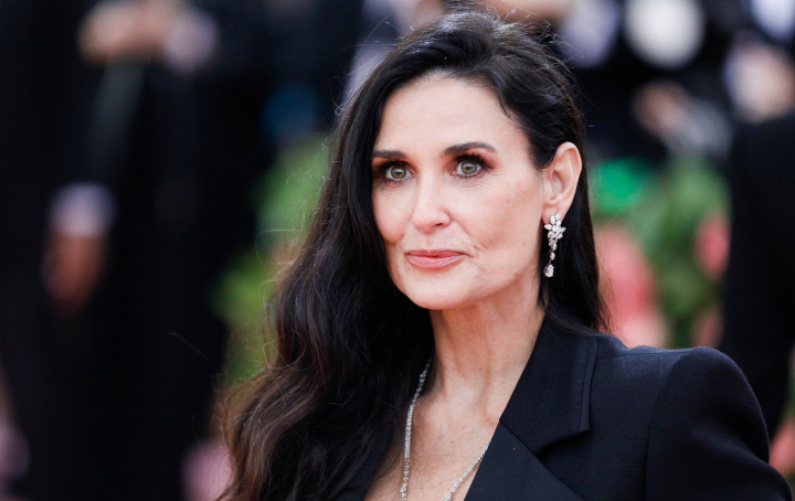 La fel de frumoasa ca in tinerete! Cum arata Demi Moore complet nemachiata, la 59 de ani - FOTO La fel de frumoasa ca in tinerete! Cum arata Demi Moore complet nemachiata, la 59 de ani - FOTO