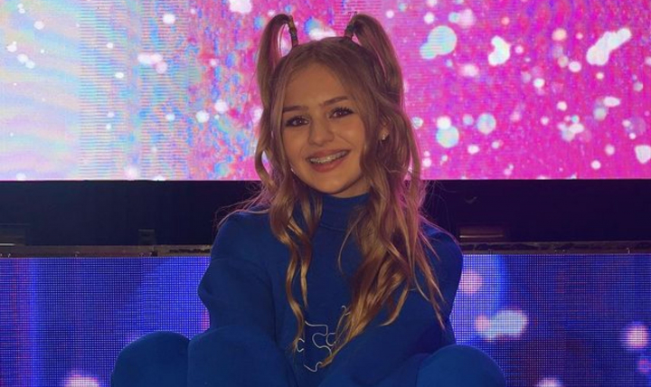 La multi ani Ana Beregoi! Vezi cati ani a implinit artista si videoul aniversar care a acumulat 70 de mii de vizualizari in doar o zi - FOTO/VIDEO La multi ani Ana Beregoi! Vezi cati ani a implinit artista si videoul aniversar care a acumulat 70 de mii de vizualizari in doar o zi - FOTO/VIDEO